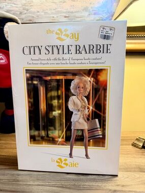 City Style Barbie ~325th Anniversary Edition for The Bay
